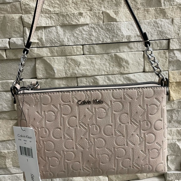 New Calvin Klein Shoulder Purse - Picture 1 of 6